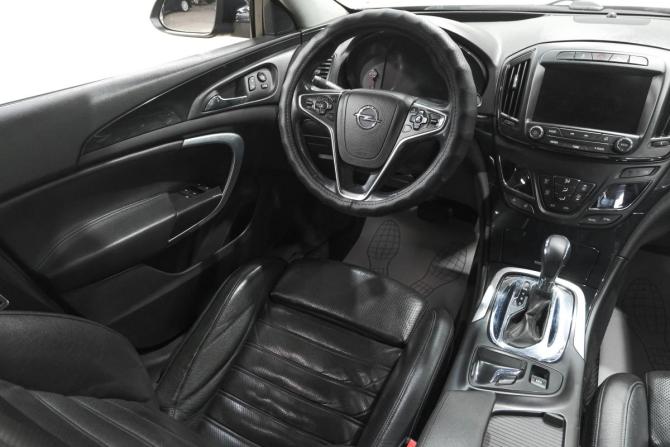 Opel Insignia I Рестайлинг с пробегом 2014 года, цена 979 000 рублей, 200300 км, седан, Автокод Объявления