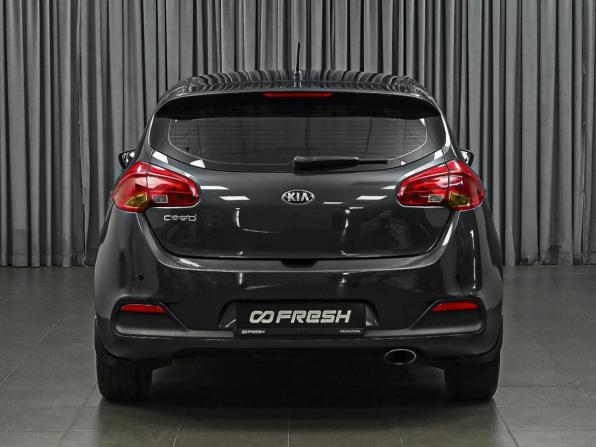 Kia Ceed II с пробегом 2015 года, цена 1 080 000 рублей, 138653 км, хэтчбек, Автокод Объявления