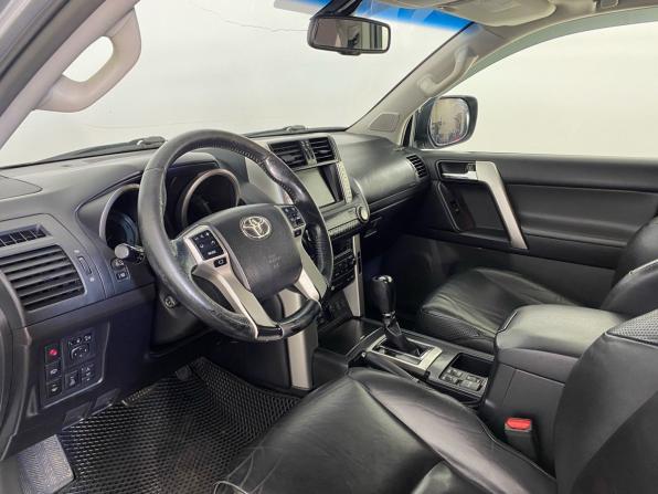 Toyota Land Cruiser Prado 150 Series с пробегом 2010 года, цена 2 299 000 рублей, 282000 км, внедорожник, Автокод Объявления