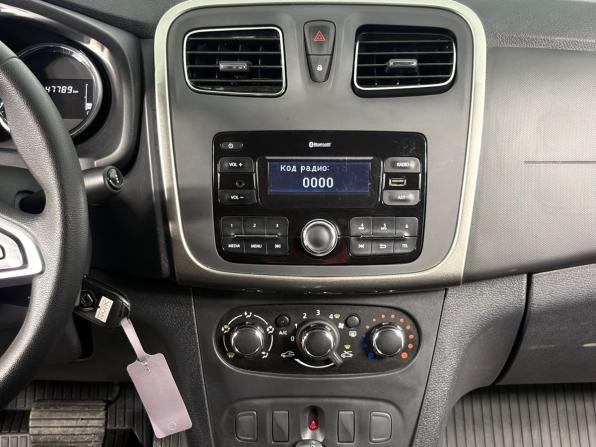 Renault Logan II Рестайлинг с пробегом 2022 года, цена 1 150 000 рублей, 47787 км, седан, Автокод Объявления