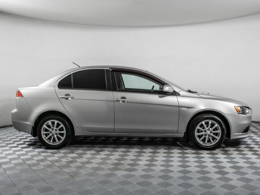 Mitsubishi Lancer X Рестайлинг Москва  - изображение 4