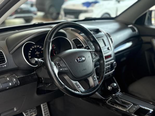 Kia Sorento II Рестайлинг с пробегом 2012 года, цена 1 395 000 рублей, 244038 км, внедорожник, Автокод Объявления