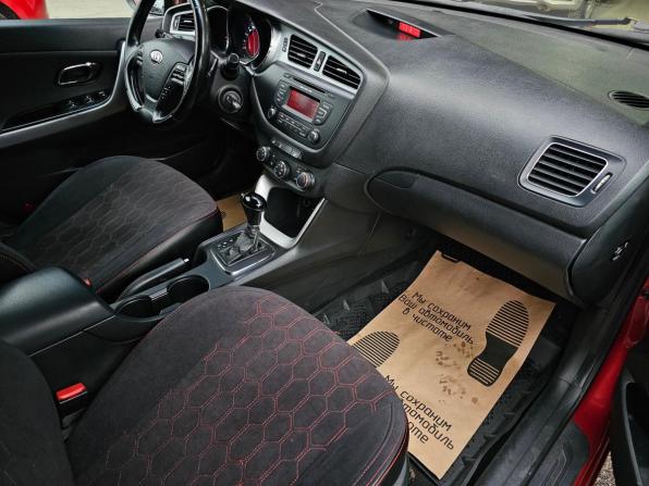 Kia Ceed II с пробегом 2013 года, цена 1 040 000 рублей, 179000 км, хэтчбек, Автокод Объявления