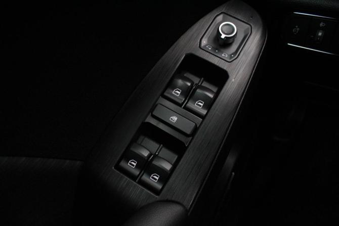 Haval Jolion I с пробегом 2023 года, цена 2 100 000 рублей, 46886 км, внедорожник, Автокод Объявления