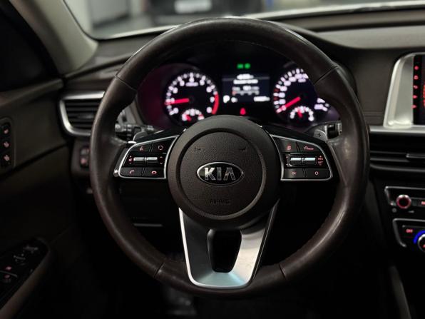 Kia Optima IV Рестайлинг с пробегом 2018 года, цена 1 948 000 рублей, 144440 км, седан, Автокод Объявления