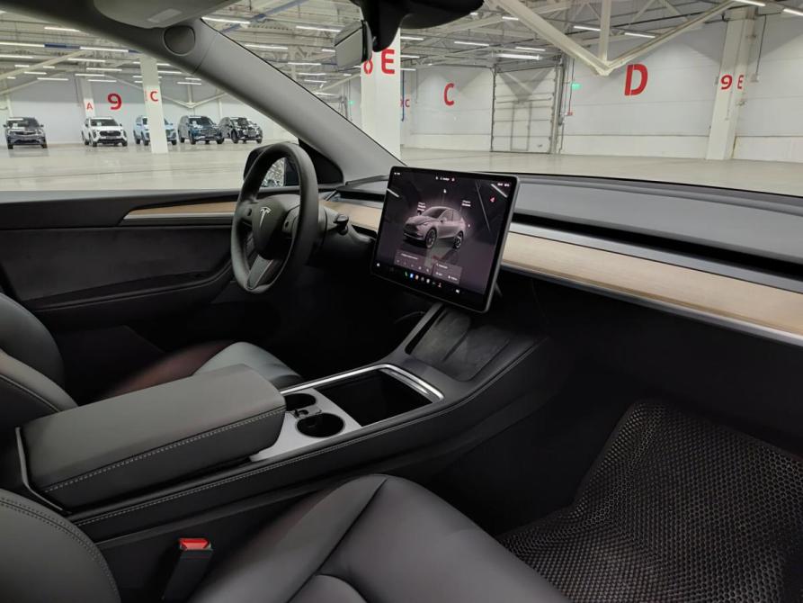 Tesla Model Y I Казань  - изображение 13