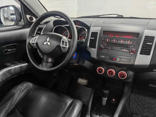 Mitsubishi Outlander II с пробегом 2007 года, цена 1 045 000 рублей, 222000 км, внедорожник, Автокод Объявления
