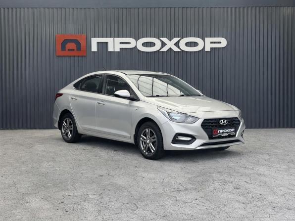 Hyundai Solaris II с пробегом 2018 года, цена 1 357 000 рублей, 86226 км, седан, Автокод Объявления