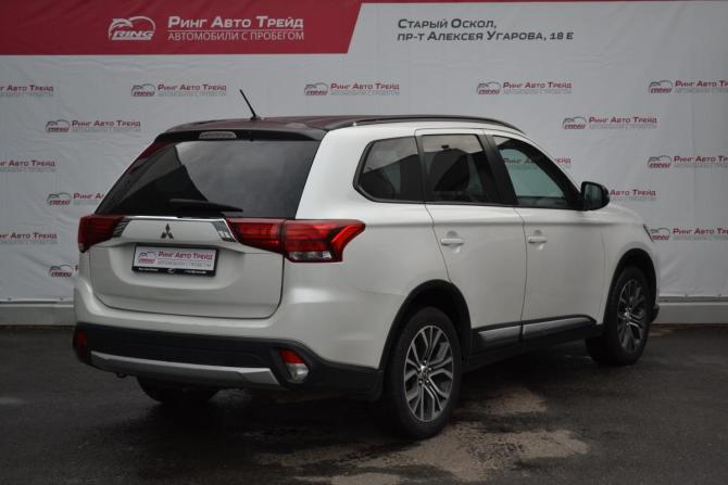 Mitsubishi Outlander III Рестайлинг 2 с пробегом 2016 года, цена 1 700 000 рублей, 229189 км, внедорожник, Автокод Объявления