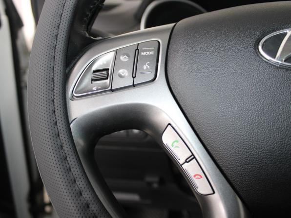 Hyundai ix35 I Рестайлинг с пробегом 2014 года, цена 1 229 900 рублей, 249824 км, внедорожник, Автокод Объявления