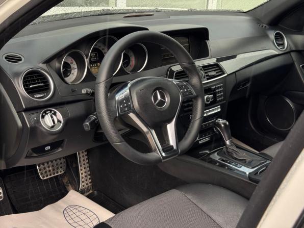 Mercedes-Benz C-Класс III (W204) Рестайлинг с пробегом 2011 года, цена 1 395 000 рублей, 227175 км, седан, Автокод Объявления