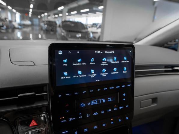 Hyundai Staria I с пробегом 2025 года, цена 8 600 000 рублей, 2846 км, минивэн, Автокод Объявления