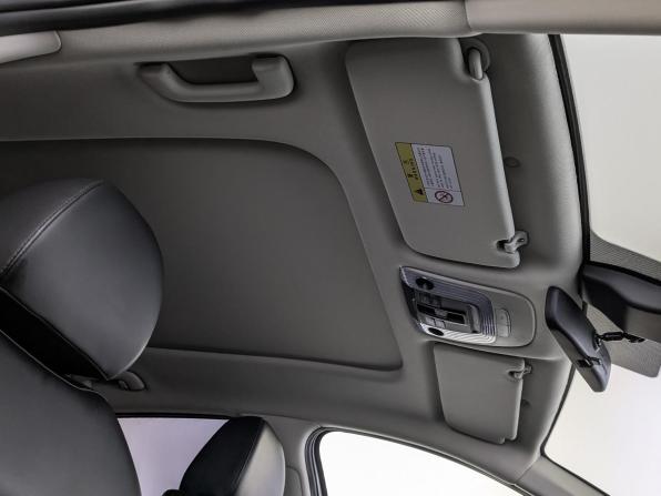 Kia K5 III с пробегом 2023 года, цена 3 300 000 рублей, 21210 км, седан, Автокод Объявления