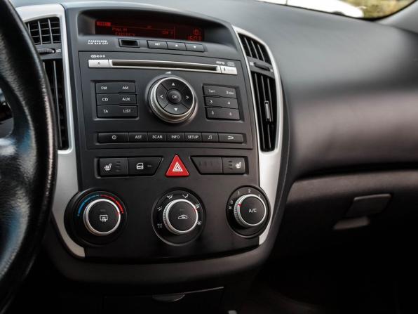 Kia Ceed I Рестайлинг с пробегом 2011 года, цена 750 000 рублей, 207177 км, универсал, Автокод Объявления