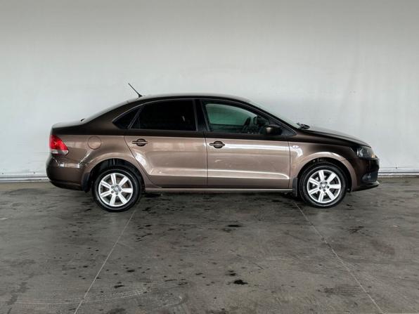 Volkswagen Polo V с пробегом 2015 года, цена 958 000 рублей, 143617 км, седан, Автокод Объявления