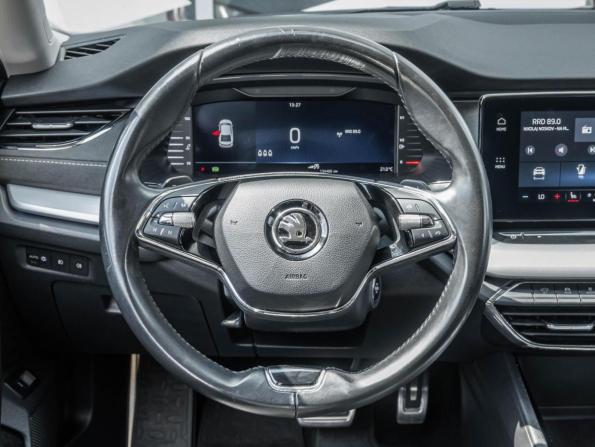 Skoda Octavia IV (A8) с пробегом 2021 года, цена 2 590 000 рублей, 134466 км, лифтбек, Автокод Объявления