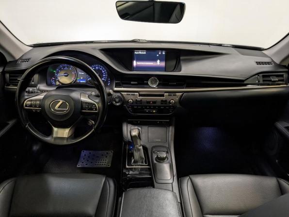 Lexus ES VI Рестайлинг с пробегом 2016 года, цена 2 850 000 рублей, 108341 км, седан, Автокод Объявления