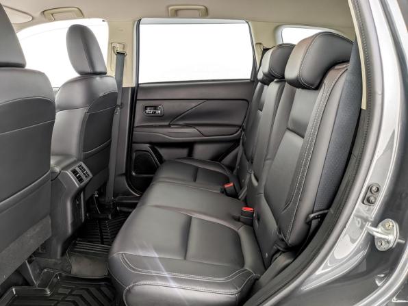 Mitsubishi Outlander III Рестайлинг 3 с пробегом 2019 года, цена 2 850 000 рублей, 48759 км, внедорожник, Автокод Объявления