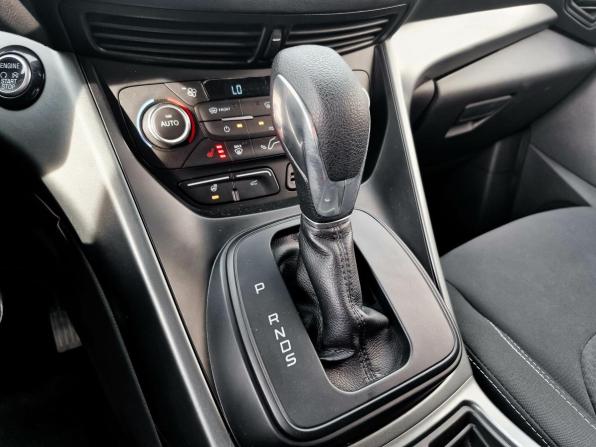 Ford Kuga II Рестайлинг с пробегом 2017 года, цена 1 699 000 рублей, 87551 км, внедорожник, Автокод Объявления