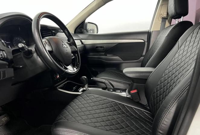 Mitsubishi Outlander III Рестайлинг 2 с пробегом 2018 года, цена 1 800 000 рублей, 155734 км, внедорожник, Автокод Объявления