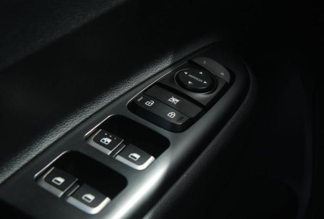 Kia Rio III Рестайлинг с пробегом 2017 года, цена 1 270 000 рублей, 159639 км, хэтчбек, Автокод Объявления