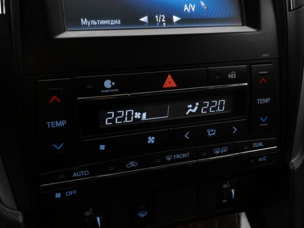 Toyota Camry VII (XV50) Рестайлинг 2 с пробегом 2017 года, цена 2 400 000 рублей, 121776 км, седан, Автокод Объявления
