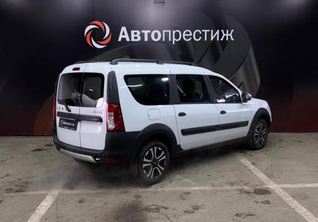 Lada (ВАЗ) Largus I Рестайлинг с пробегом 2024 года, цена 1 740 000 рублей, 12 км, универсал, Автокод Объявления