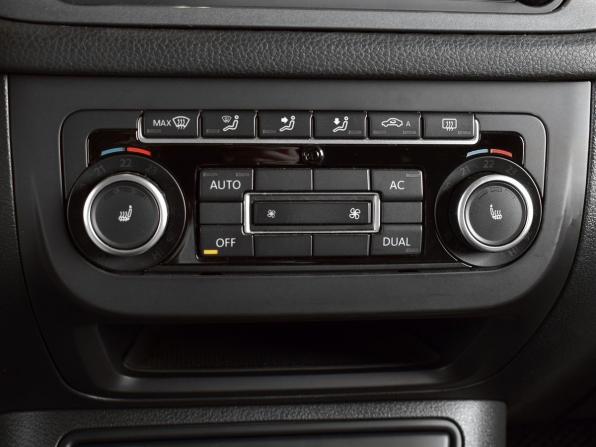 Volkswagen Tiguan I Рестайлинг с пробегом 2011 года, цена 1 465 995 рублей, 209650 км, внедорожник, Автокод Объявления