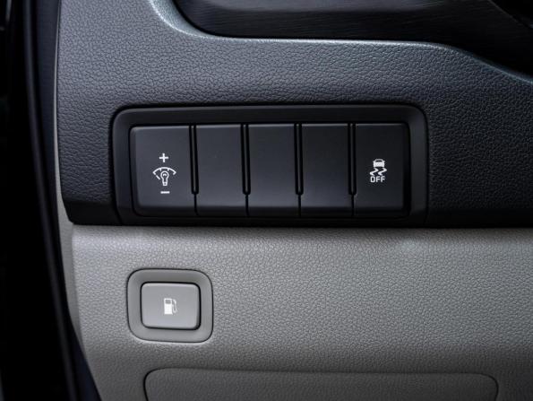 Kia Carnival III с пробегом 2017 года, цена 2 550 000 рублей, 131413 км, минивэн, Автокод Объявления