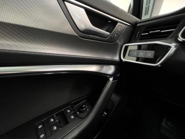 Audi A6 V (C8) с пробегом 2019 года, цена 3 840 000 рублей, 201900 км, универсал, Автокод Объявления