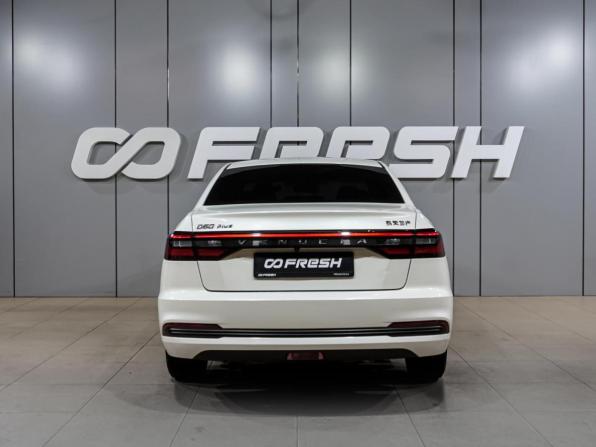Venucia D60 Plus с пробегом 2023 года, цена 1 349 000 рублей, 35989 км, седан, Автокод Объявления