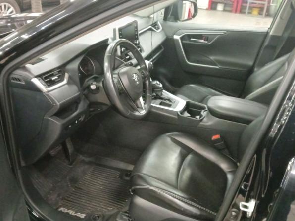 Toyota RAV4 V (XA50) с пробегом 2021 года, цена 2 400 000 рублей, 114140 км, внедорожник, Автокод Объявления