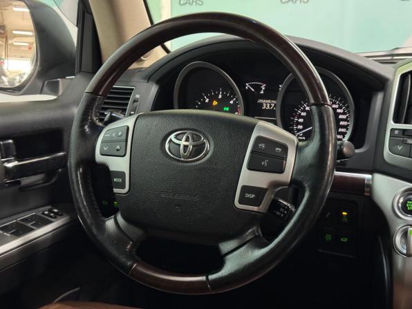 Toyota Land Cruiser 200 Series Рестайлинг 1 с пробегом 2014 года, цена 3 565 000 рублей, 358420 км, внедорожник, Автокод Объявления