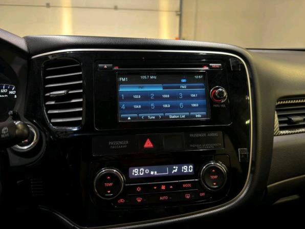 Mitsubishi Outlander III с пробегом 2014 года, цена 1 319 000 рублей, 120642 км, внедорожник, Автокод Объявления
