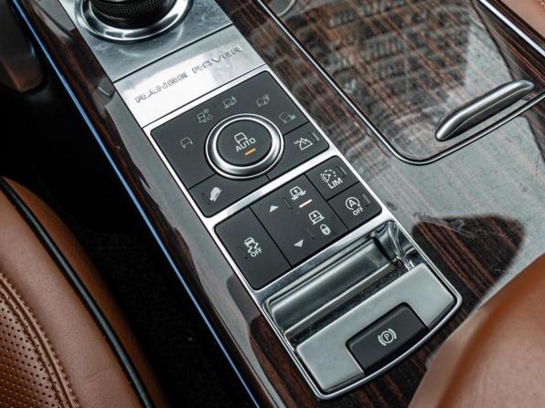 Land Rover Range Rover IV с пробегом 2017 года, цена 4 080 000 рублей, 184813 км, внедорожник, Автокод Объявления