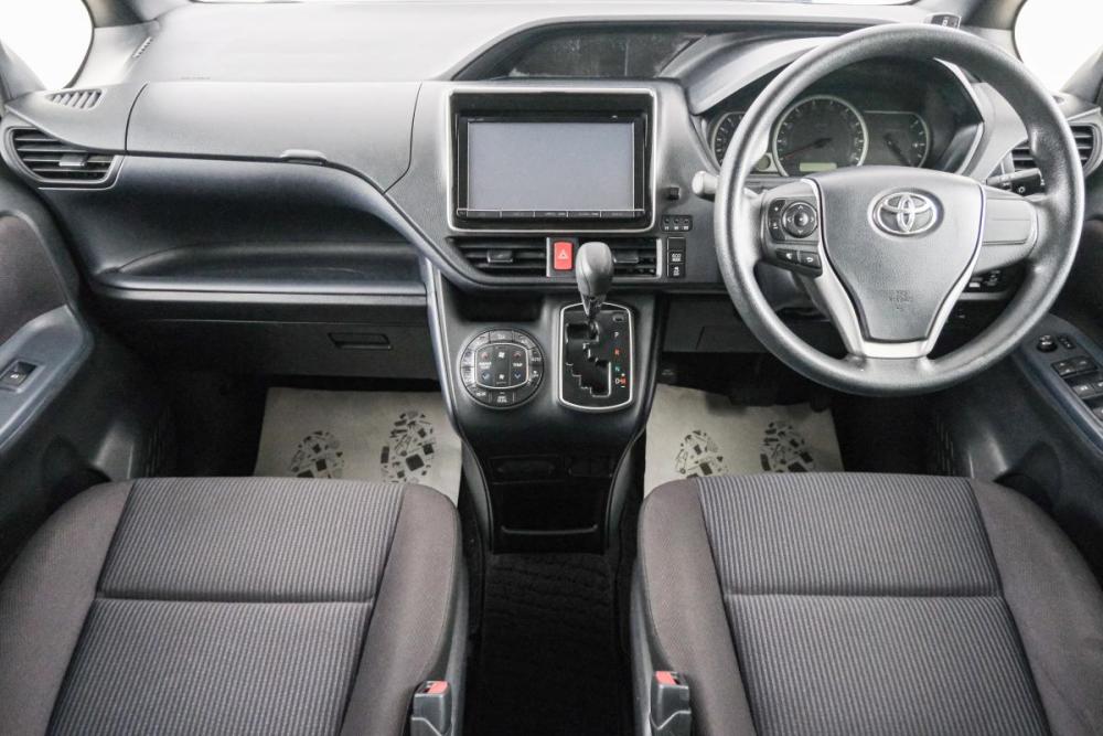 Toyota Noah III (R80) Красноярск  - изображение 11