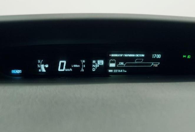 Toyota Prius III (XW30) с пробегом 2009 года, цена 1 029 000 рублей, 221641 км, лифтбек, Автокод Объявления