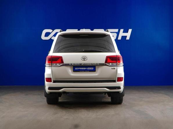 Toyota Land Cruiser 200 Series Рестайлинг 2 с пробегом 2017 года, цена 6 527 077 рублей, 131636 км, внедорожник, Автокод Объявления