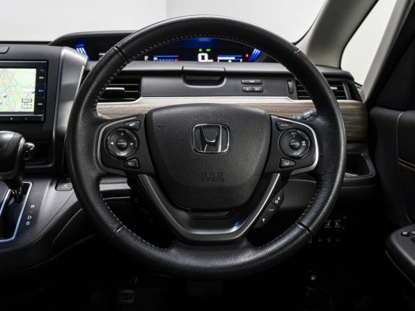 Honda Freed II Рестайлинг с пробегом 2022 года, цена 2 150 000 рублей, 32918 км, компактвэн, Автокод Объявления