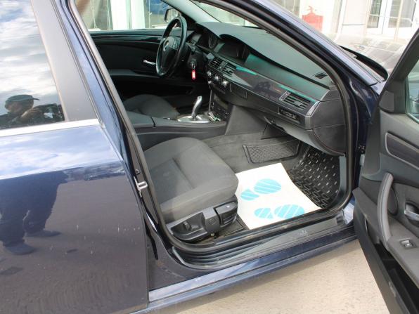 BMW 5 серии V (E60/E61) Рестайлинг с пробегом 2009 года, цена 1 065 000 рублей, 303604 км, седан, Автокод Объявления