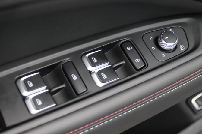Geely Tugella I Рестайлинг с пробегом 2024 года, цена 3 195 950 рублей, 30579 км, внедорожник, Автокод Объявления