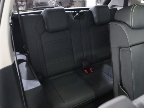 Volkswagen Tiguan II с пробегом 2019 года, цена 2 990 000 рублей, 75500 км, внедорожник, Автокод Объявления
