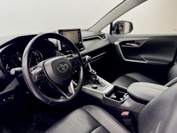 Toyota RAV4 V (XA50) с пробегом 2019 года, цена 3 321 000 рублей, 57812 км, внедорожник, Автокод Объявления