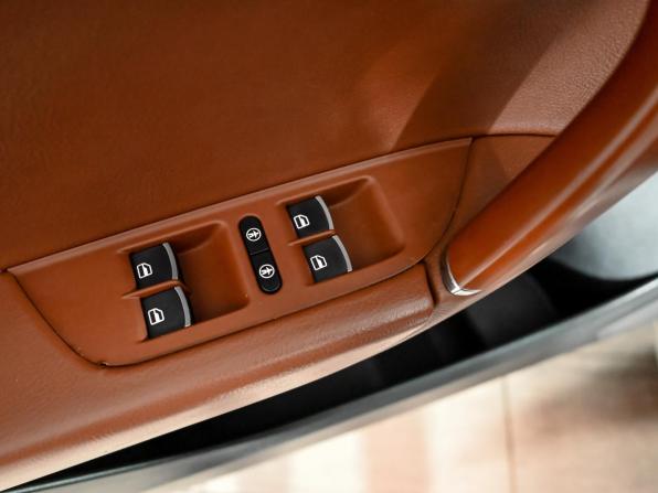 Volkswagen Touareg II Рестайлинг с пробегом 2016 года, цена 3 050 000 рублей, 237179 км, внедорожник, Автокод Объявления