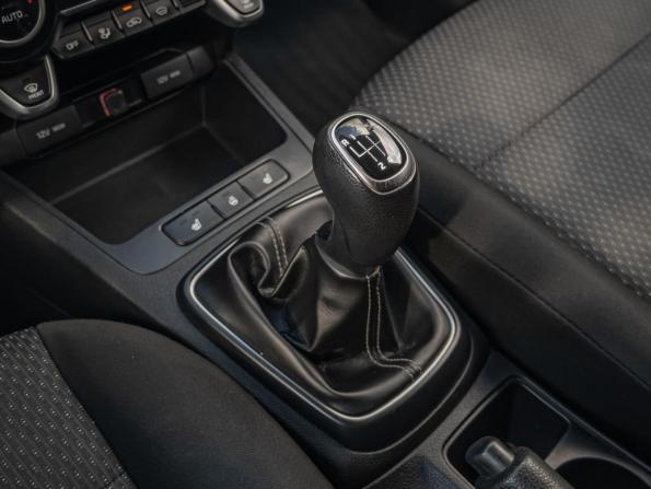 Kia Rio IV Рестайлинг с пробегом 2021 года, цена 1 522 000 рублей, 105474 км, хэтчбек, Автокод Объявления