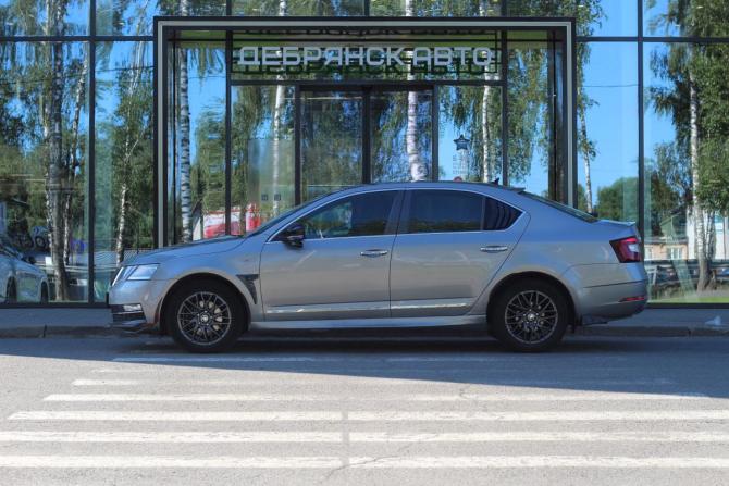 Skoda Octavia III (A7) Рестайлинг с пробегом 2019 года, цена 1 950 000 рублей, 79869 км, лифтбек, Автокод Объявления