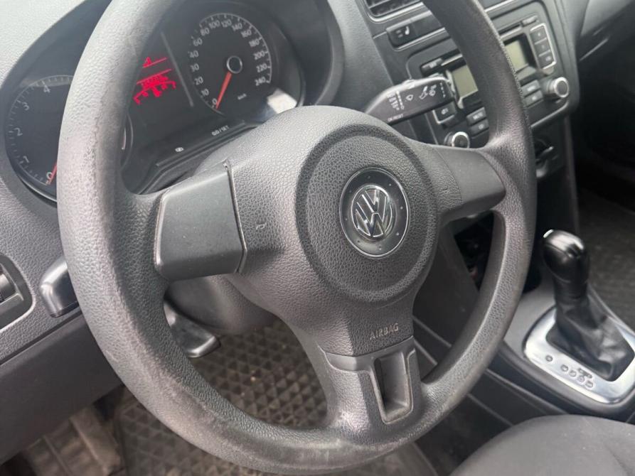 Volkswagen Polo V Санкт-Петербург  - изображение 11