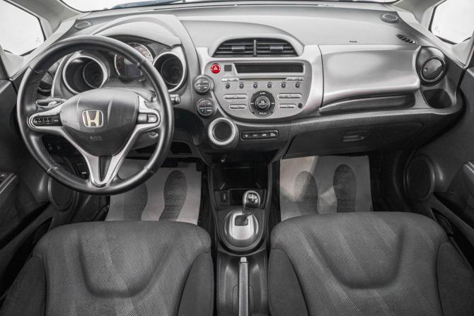 Honda Jazz II с пробегом 2009 года, цена 699 000 рублей, 139000 км, хэтчбек, Автокод Объявления