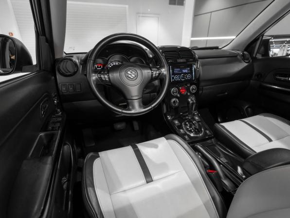 Suzuki Grand Vitara II Рестайлинг с пробегом 2008 года, цена 980 000 рублей, 342961 км, внедорожник, Автокод Объявления