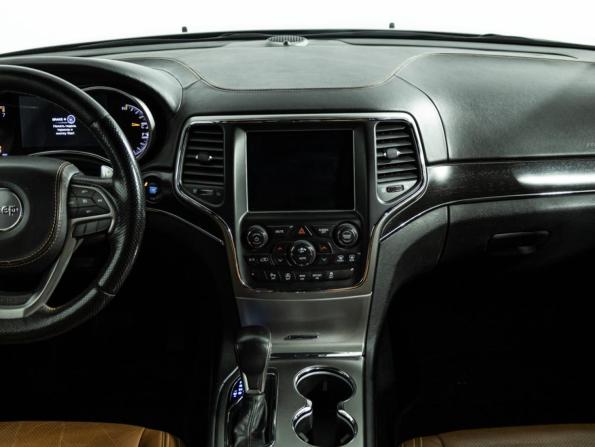 Jeep Grand Cherokee IV (WK2) Рестайлинг с пробегом 2017 года, цена 3 099 585 рублей, 161000 км, внедорожник, Автокод Объявления